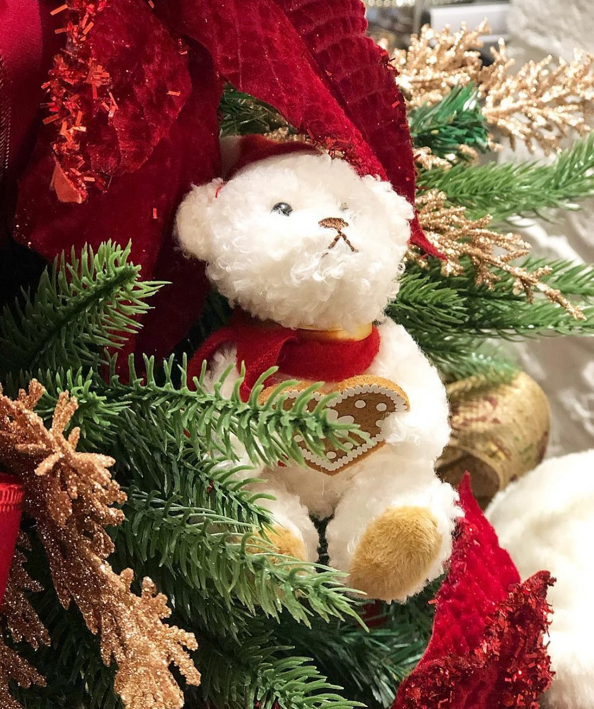 Teddy bear ornament detail by Decor Galore